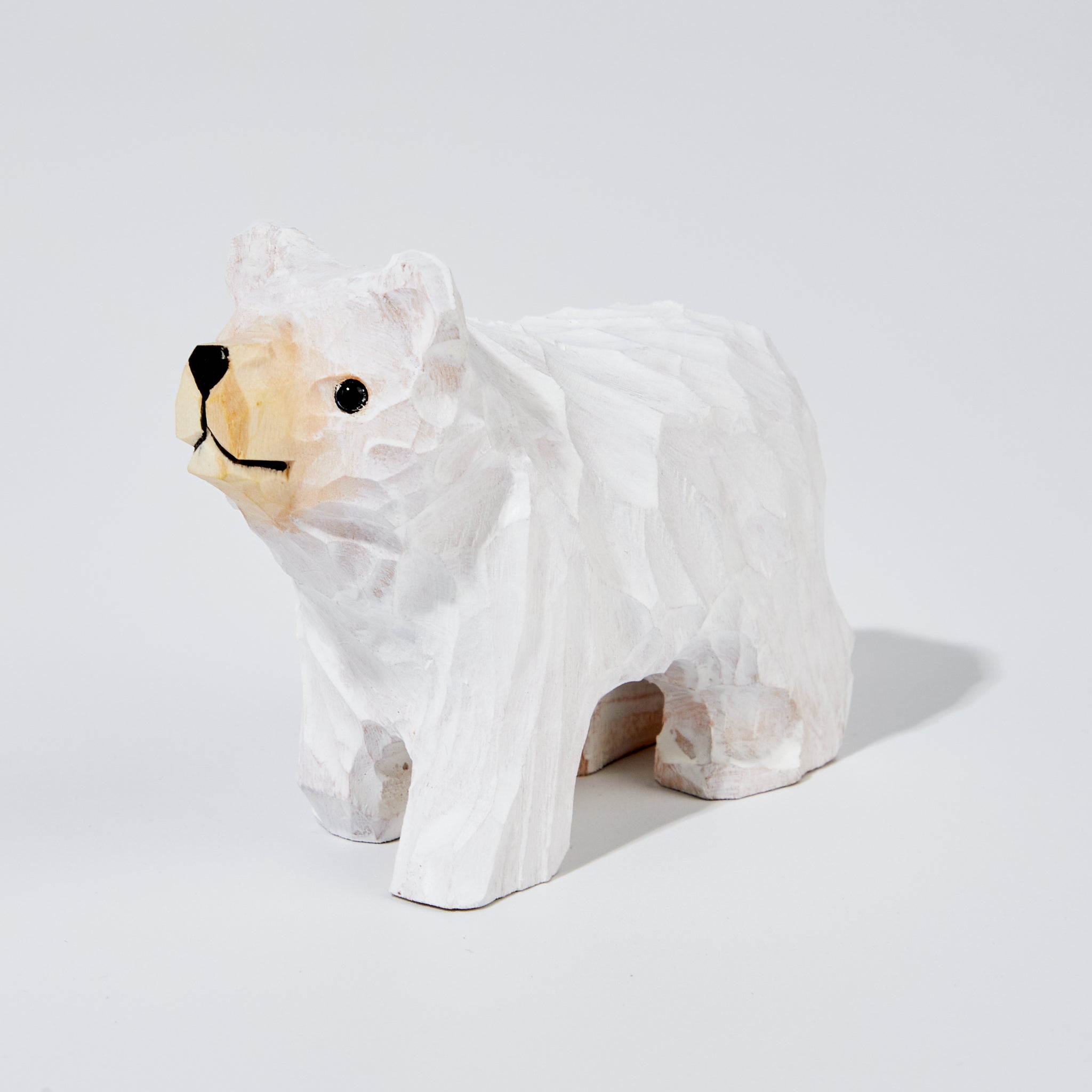 Masters of the Arctic エスキモー　オブジェ　民藝　熊 Kukuma Carved Wooden White Polar Bear – Mokuomo