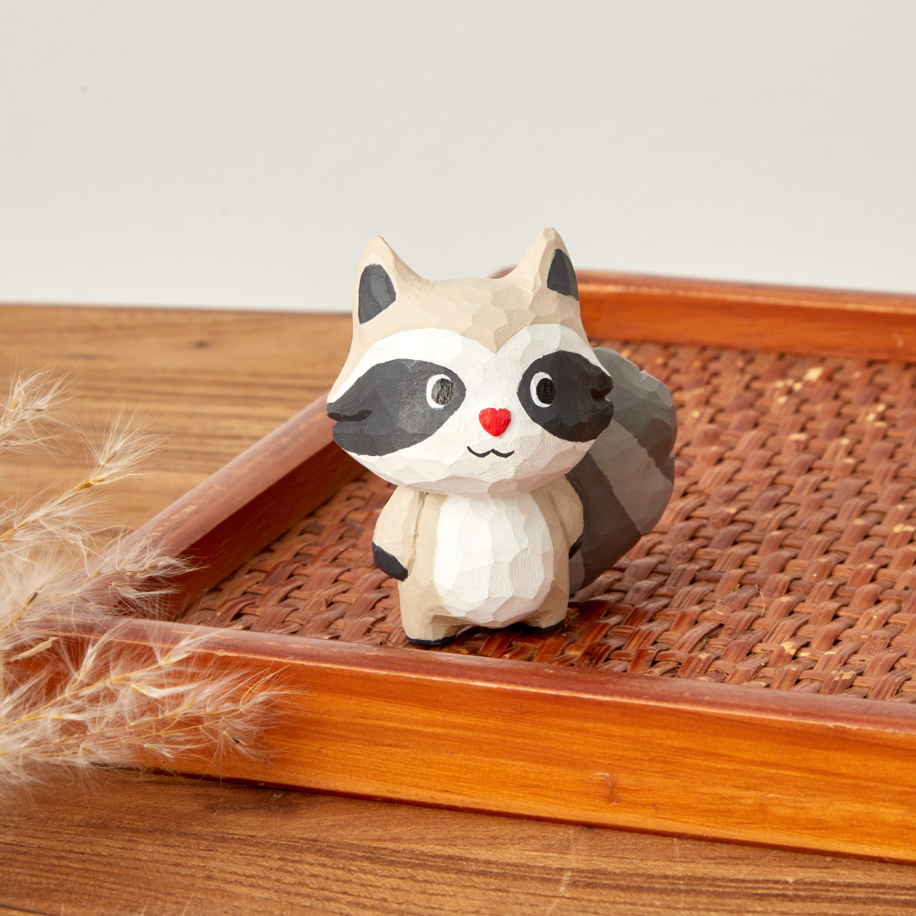 Wise Racoon Runi Carved Wooden Wise Raccoon – Mokuomo