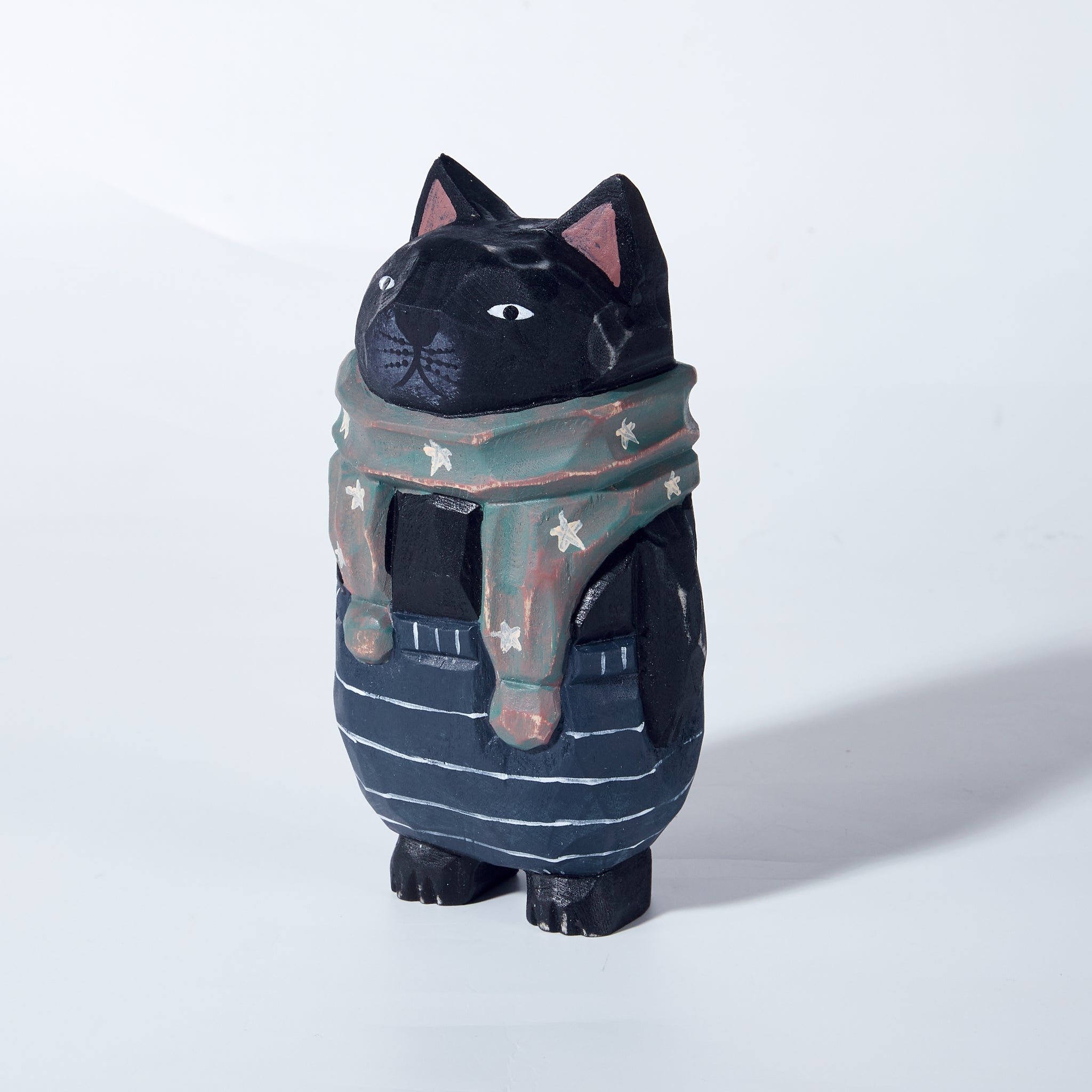 Coco Carved Wooden Cat with Scarf – Mokuomo