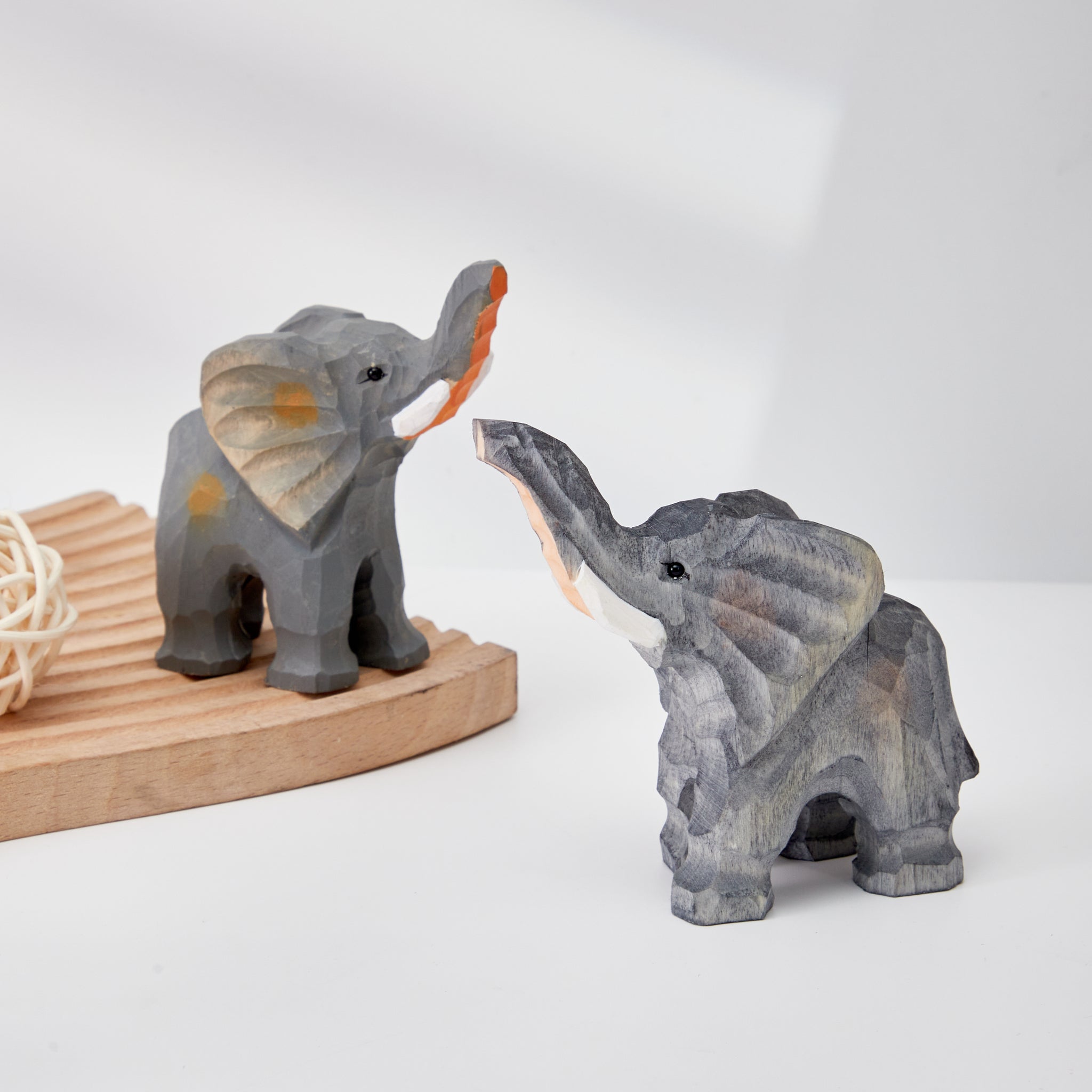 置物 Elephant Amazon.com: Betterdecor A Pair of Jade Green Color Feng Shui Trunk