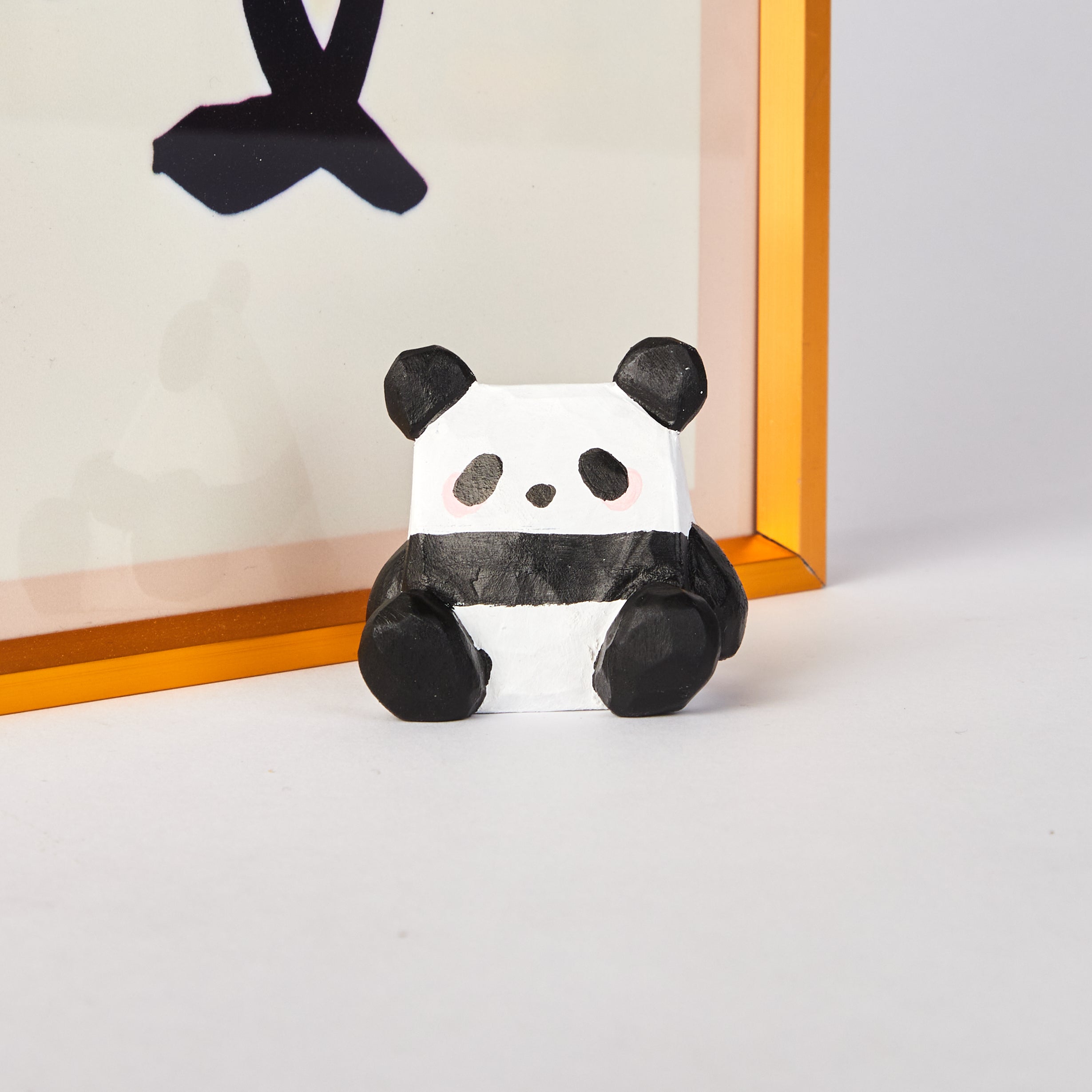 Panda Square Design Papa Carved Wooden Square-Faced Sitting Panda – Mokuomo